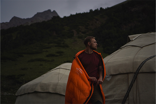 Wyprawa w serce Azji – test śpiworów SVALBARD 450 GOOSE MID w górach Kirgistanu